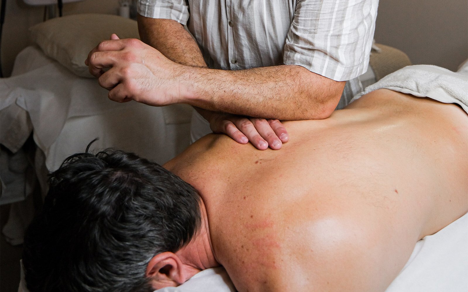 remedial_massage_for_chronic_pain