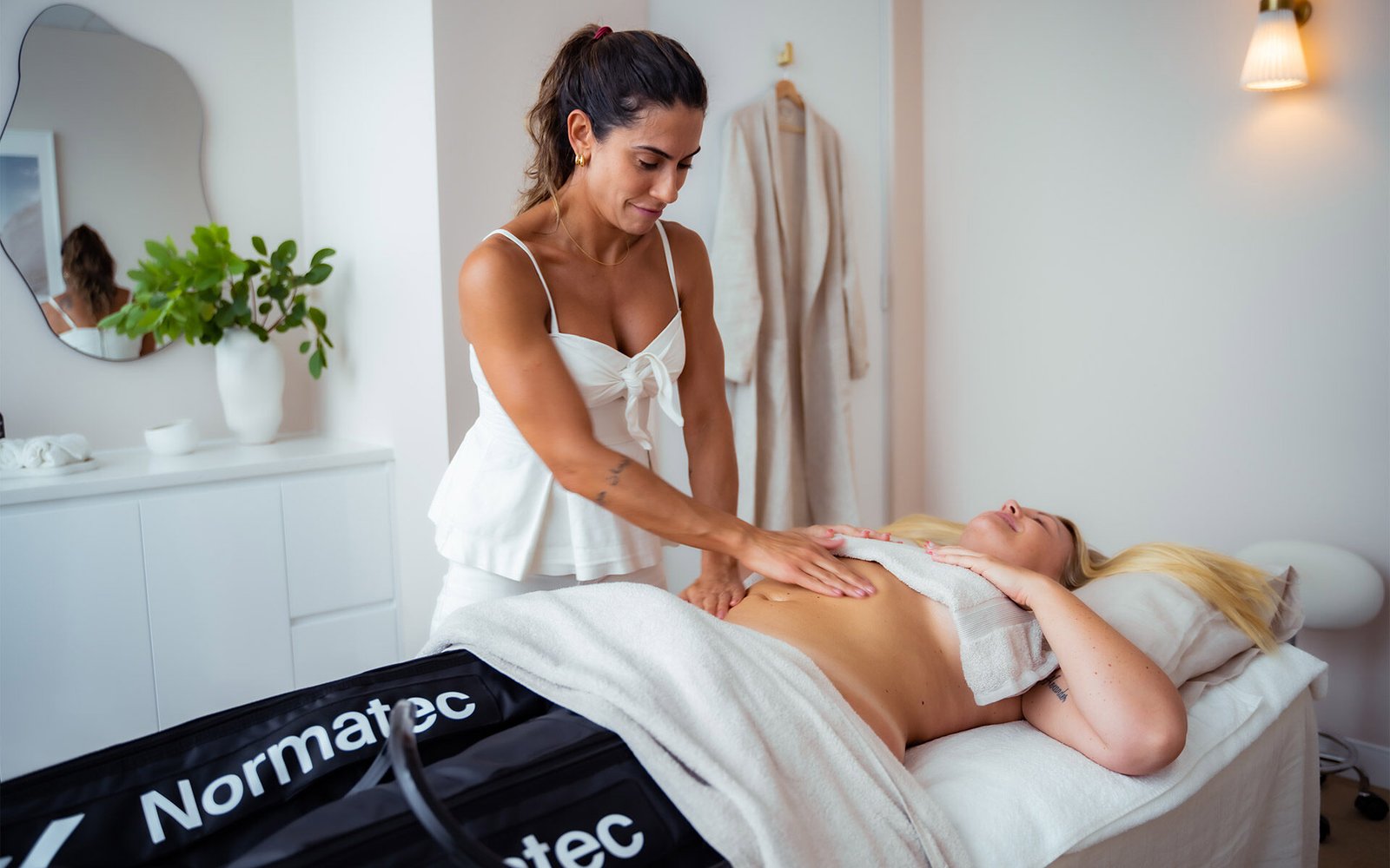 Lymphatic Massage Post-Surgery