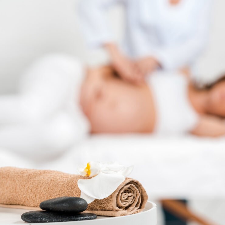 pregnancy massage in the first trimester